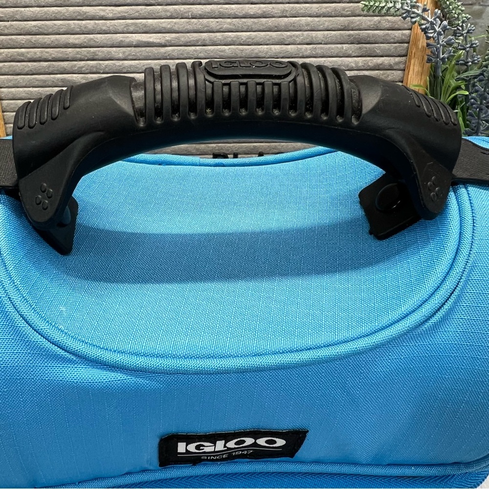 IGLOO Gripper Fully Insulated Cooler Bag-EUC - Picture 3 of 16